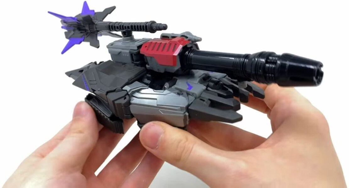 Image Of Gamer Edition Megatron Voyager From War For Cybertron Studio Series  (23 of 33)